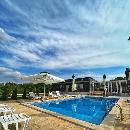 Стаи За Гости Dream Kurdzhali ภายนอก รูปภาพ